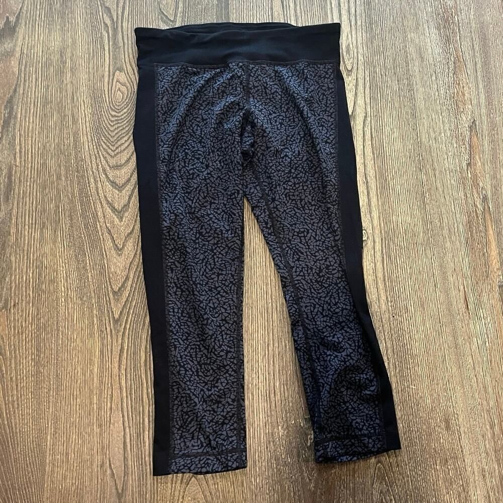 Under Armour Girls Youth Printed Cropped Leggings Pull-On Gray/Black Size L